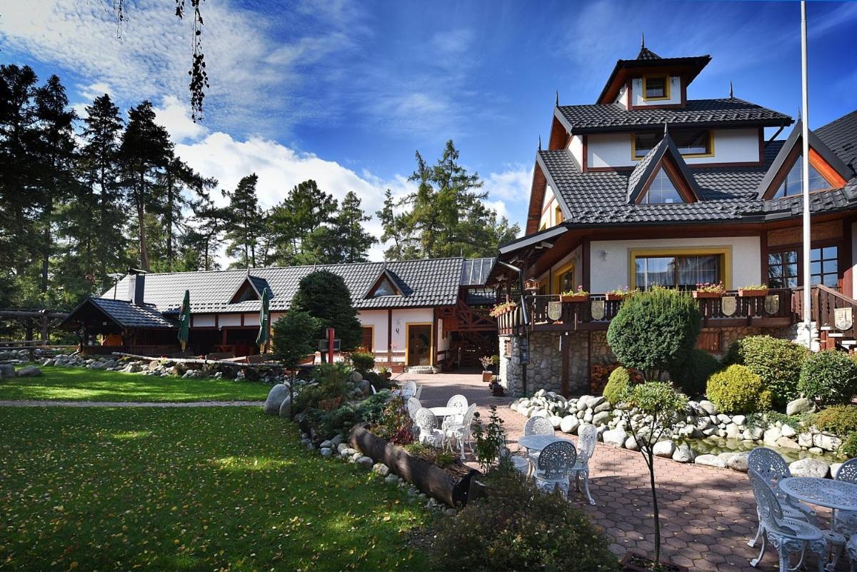 Wellness Vila Astra Stará Lesná Exteriér fotografie