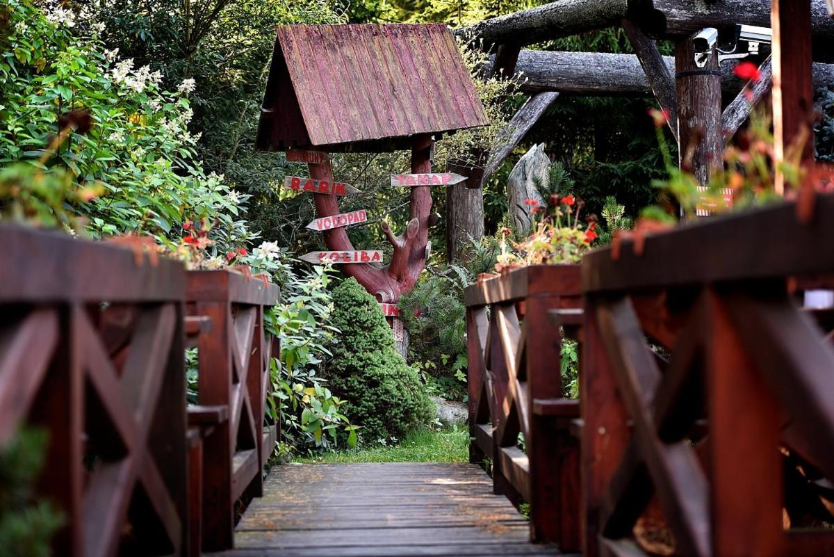 Wellness Vila Astra Stará Lesná Exteriér fotografie
