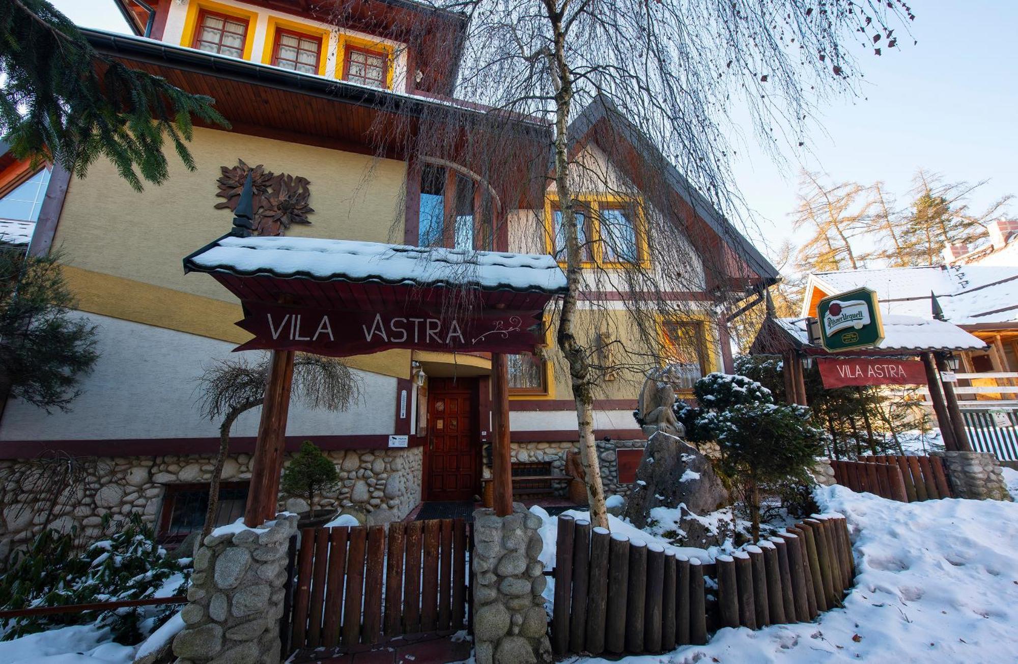 Wellness Vila Astra Stará Lesná Exteriér fotografie
